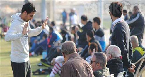 خاص.. درويش يعترض ويغادر الملعب بعد مطالبة ابراهيم بمستحقاته المتأخرة